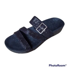 Vionic Skylar Platform Slides. Size 10.